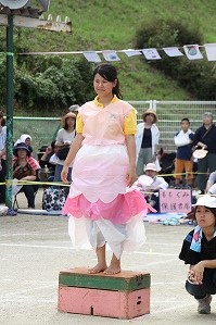 2158