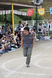 2277