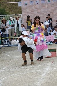 2286